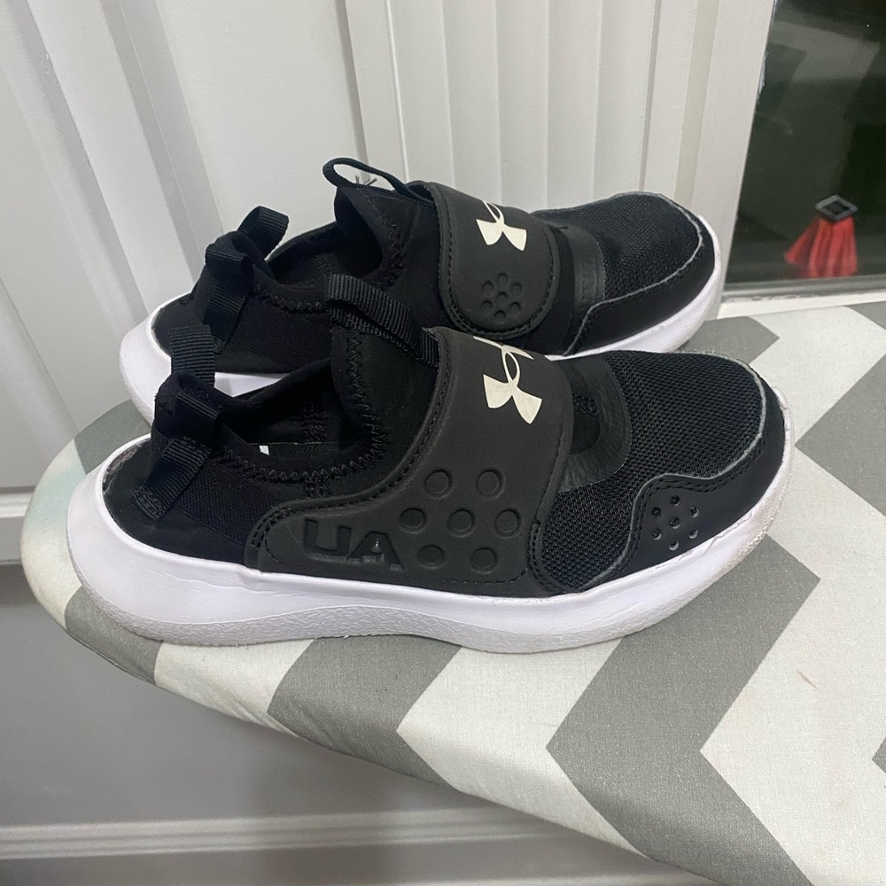 Under Armour slip on sneakers